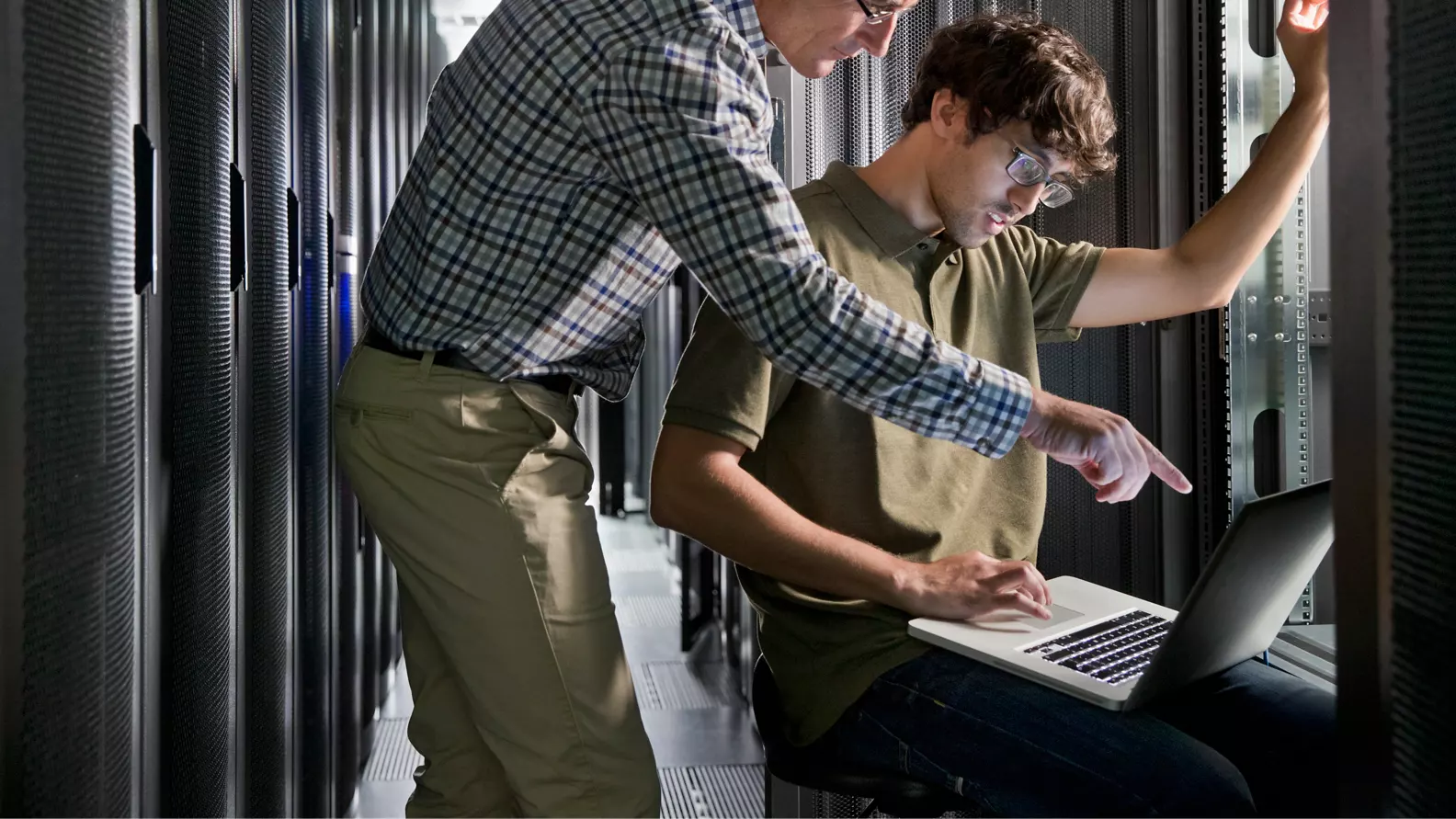 Power up your VM Network management